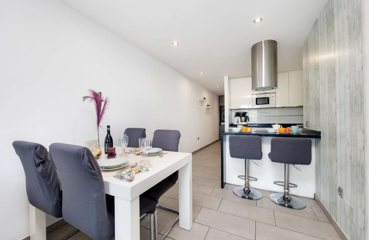 Resale - Apartment - Torrevieja - Centro