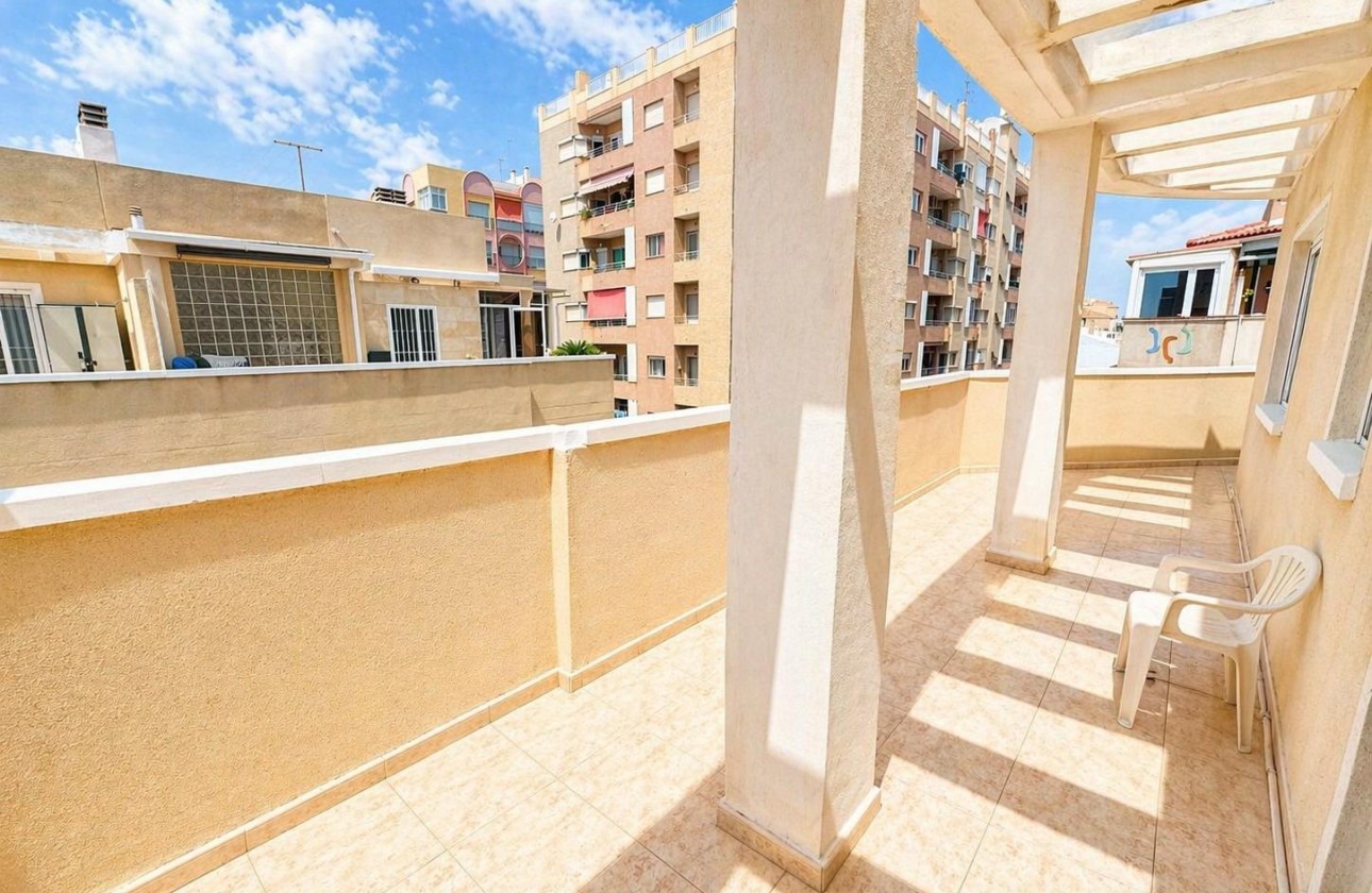 Resale - Apartment - Torrevieja - Centro