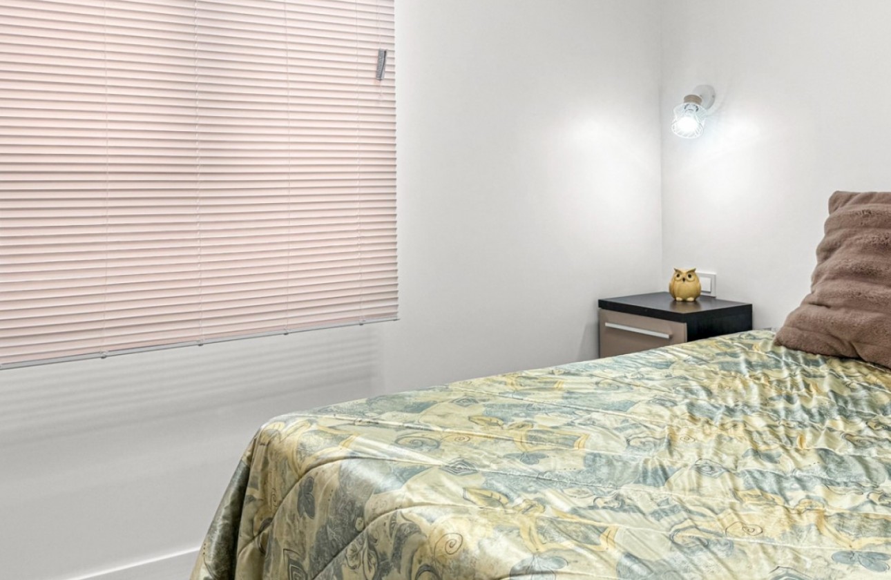 Resale - Apartment - Torrevieja - El Acequión - Los Náufragos