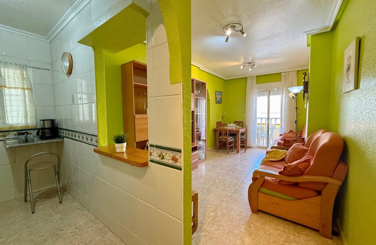 Resale - Apartment - Torrevieja - El molino