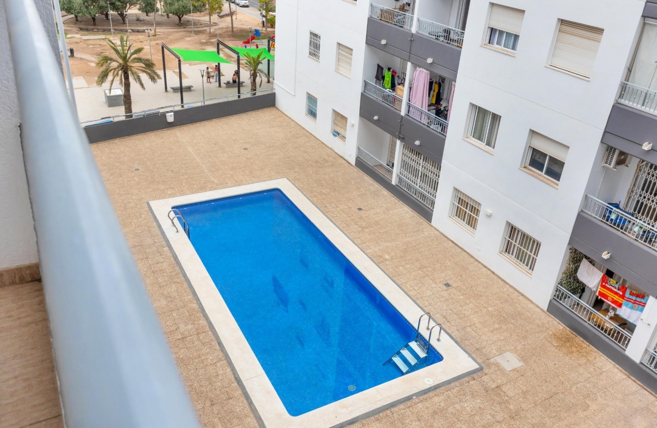 Resale - Apartment - Torrevieja - El molino
