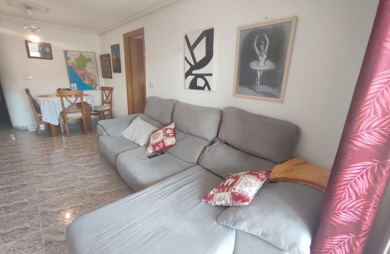 Resale - Apartment - Torrevieja - Estacion de autobuses