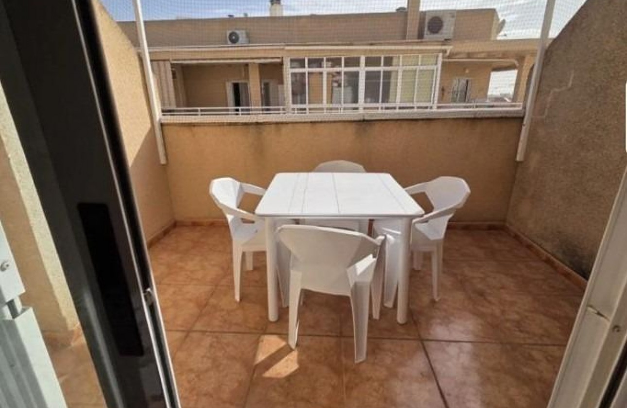 Resale - Apartment - Torrevieja - Estacion de autobuses