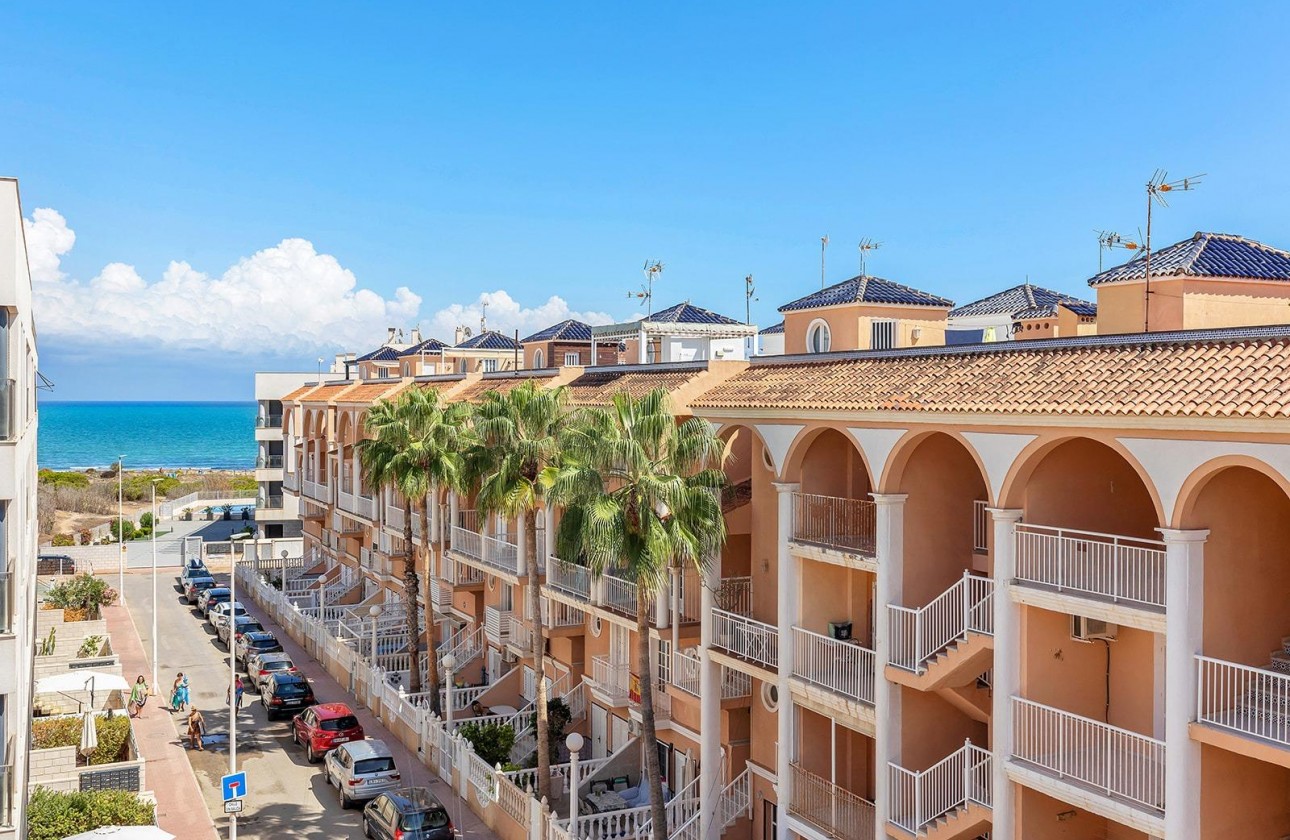 Resale - Apartment - Torrevieja - La Mata pueblo