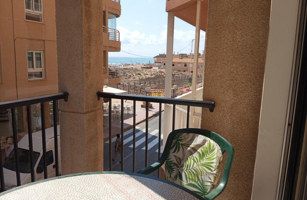 Resale - Apartment - Torrevieja - La Mata