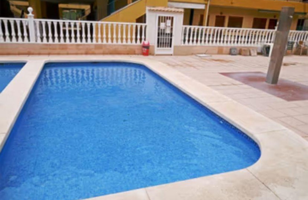 Resale - Apartment - Torrevieja - La Mata