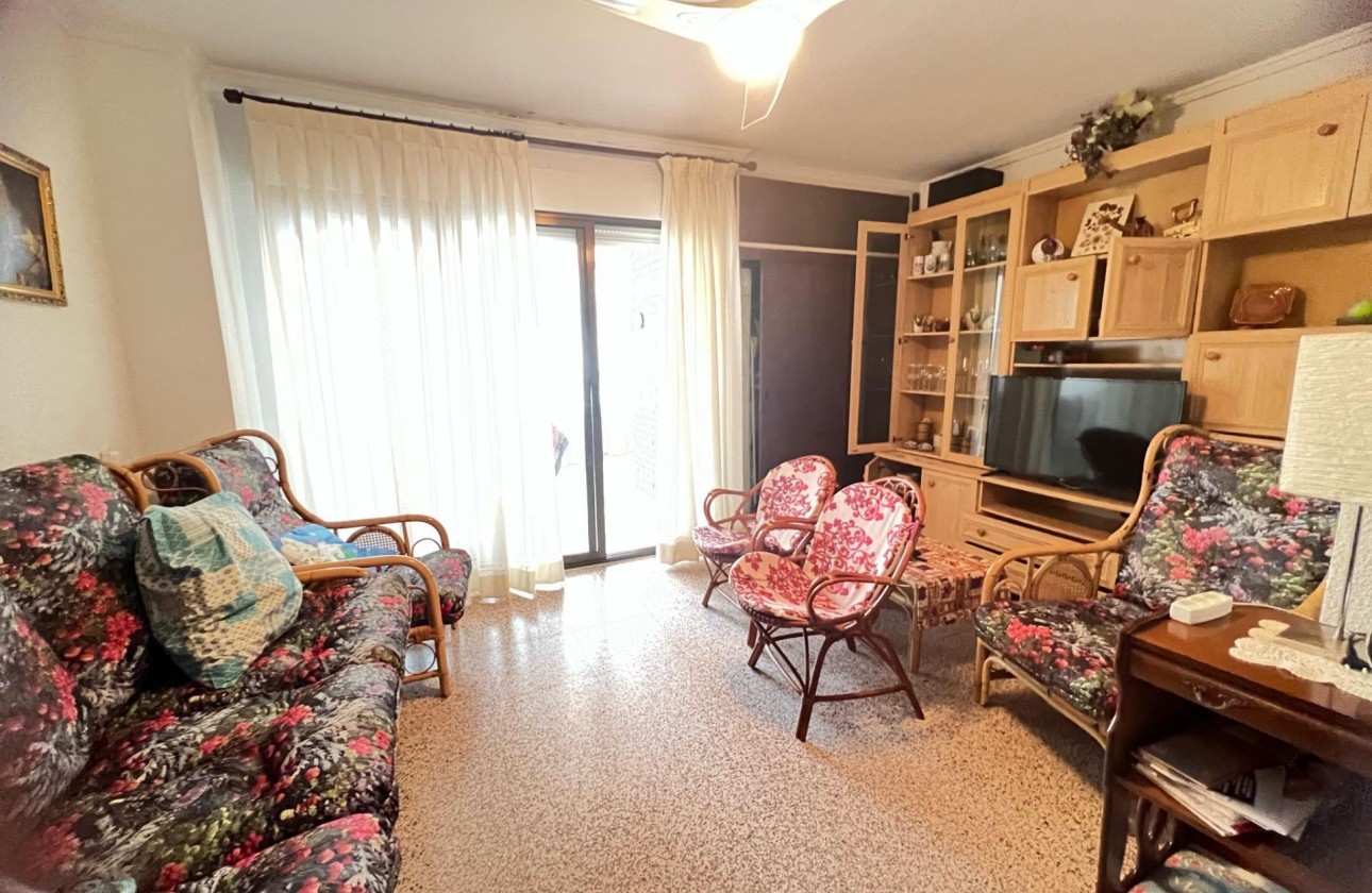 Resale - Apartment - Torrevieja - La Mata