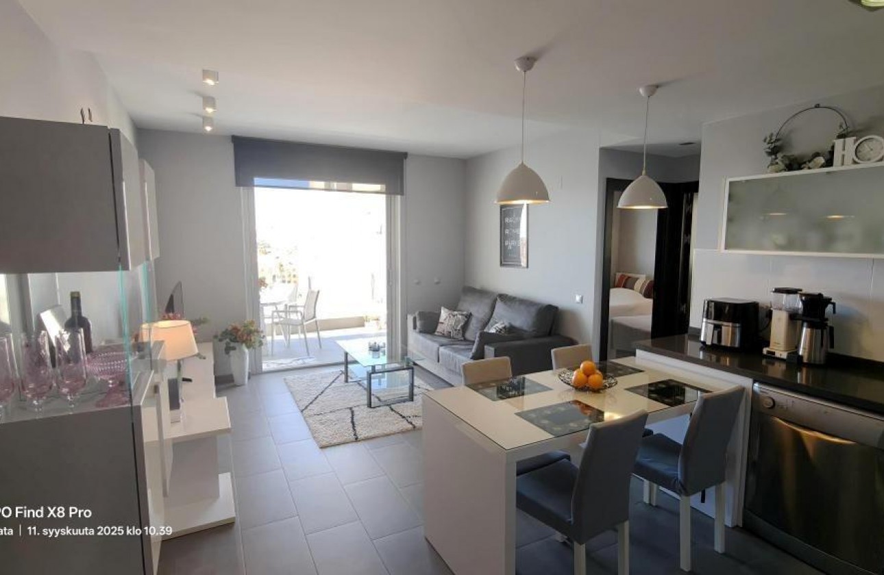 Resale - Apartment - Torrevieja - La Mata