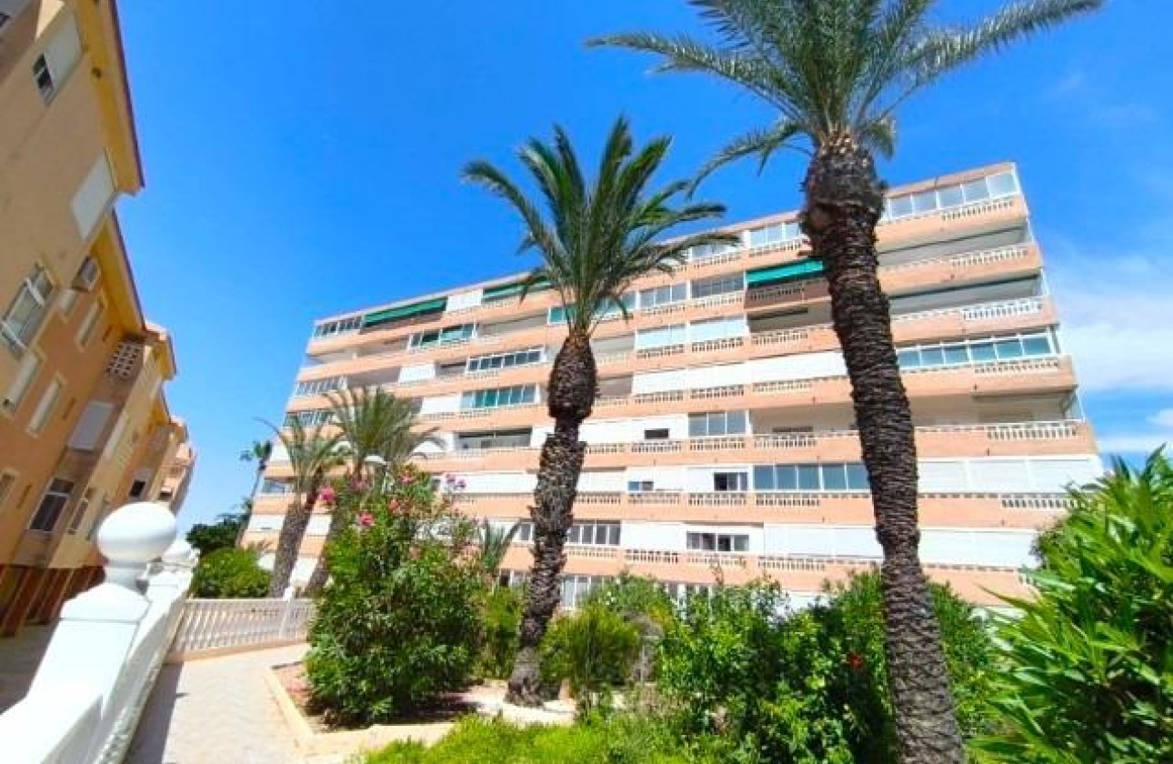 Resale - Apartment - Torrevieja - La Mata