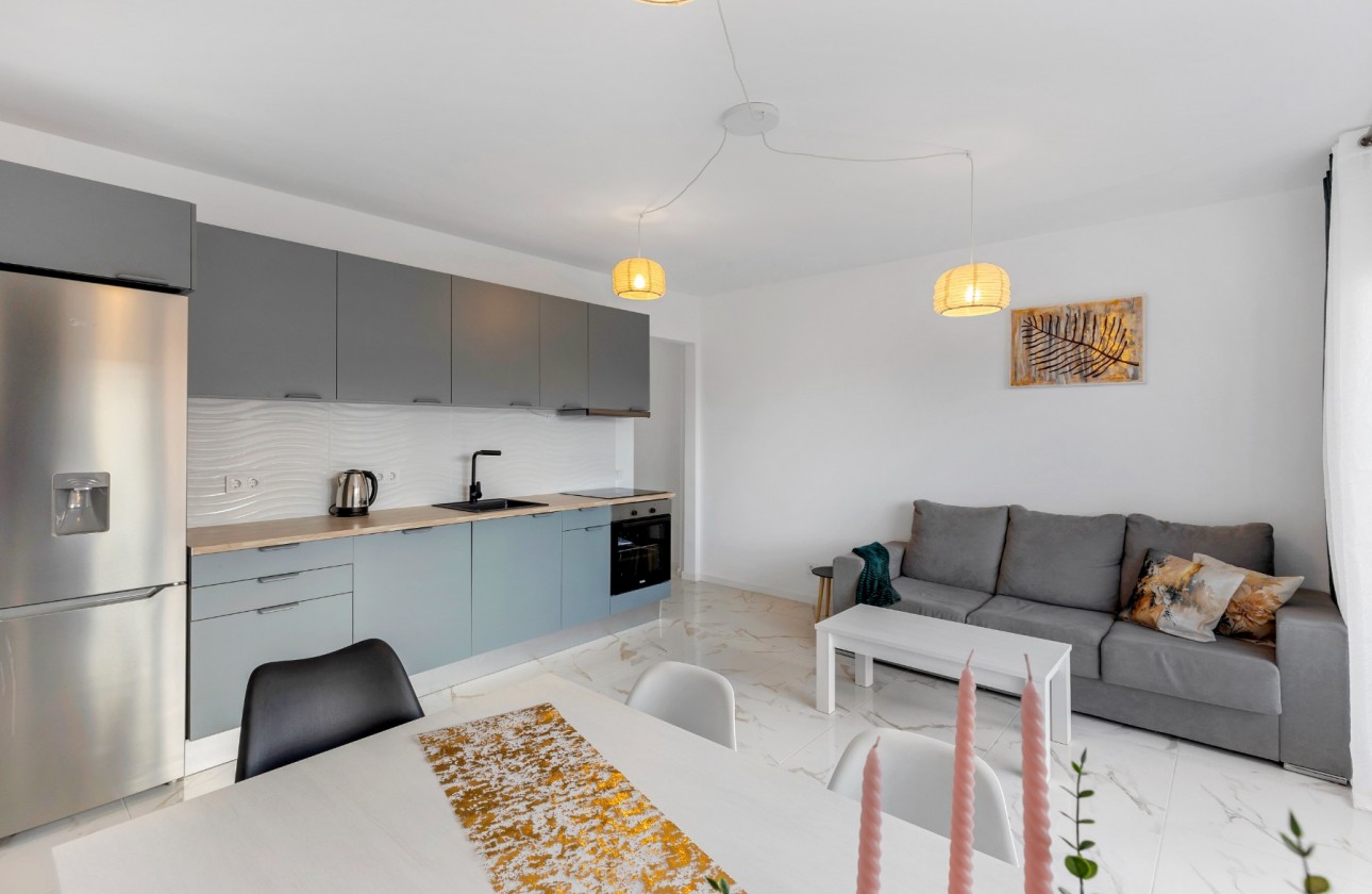 Resale - Apartment - Torrevieja - La Mata