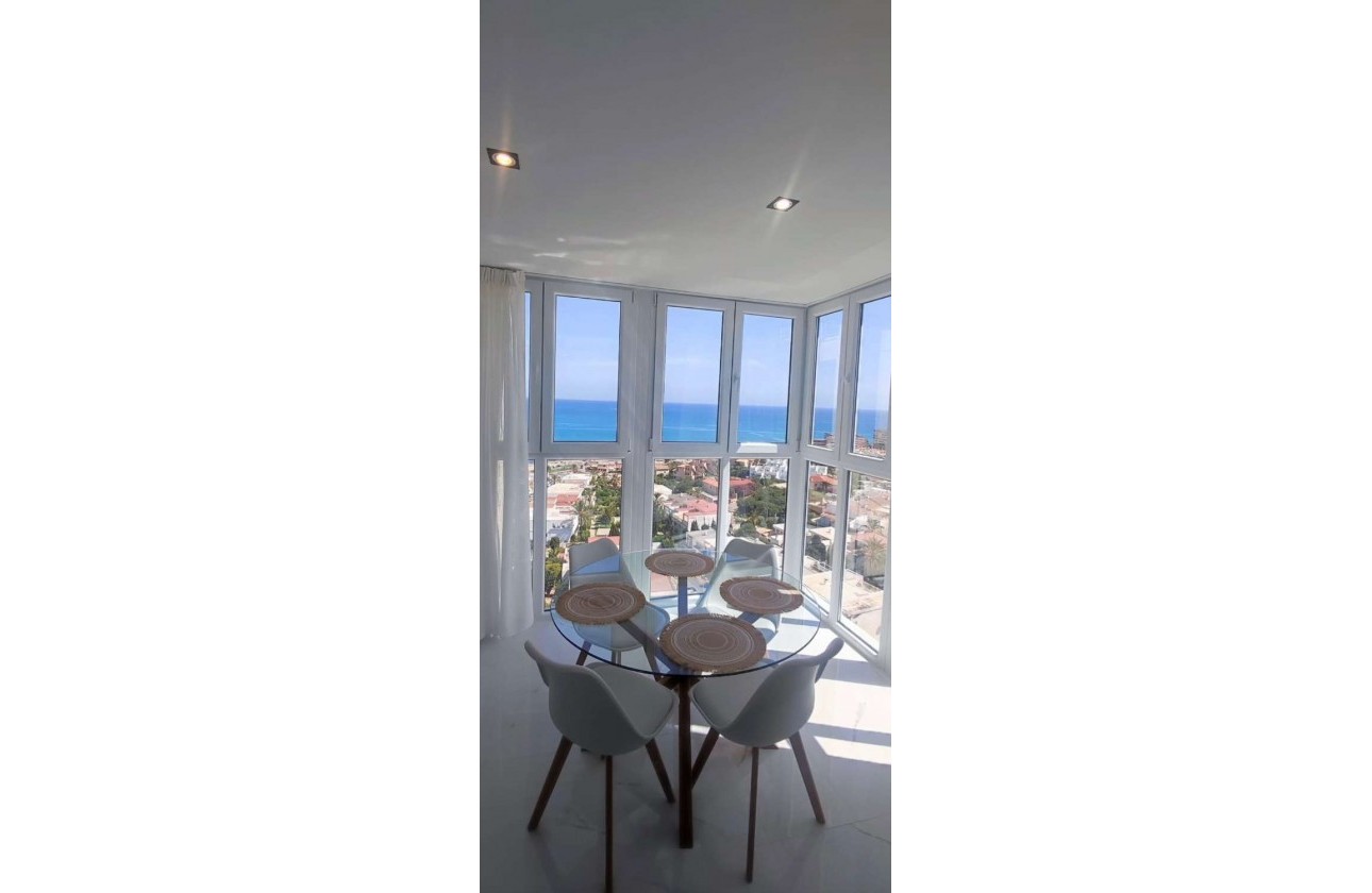 Resale - Apartment - Torrevieja - La Mata