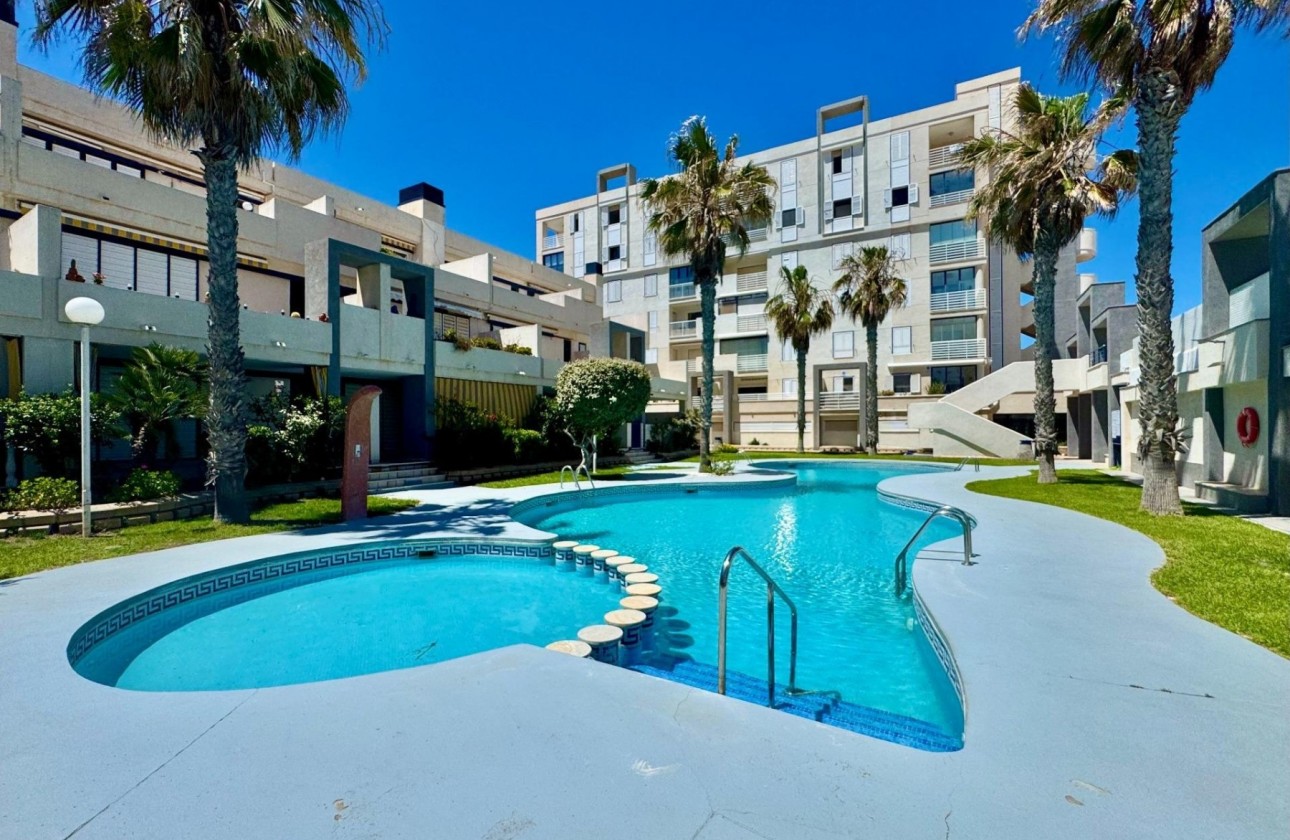 Resale - Apartment - Torrevieja - La Mata