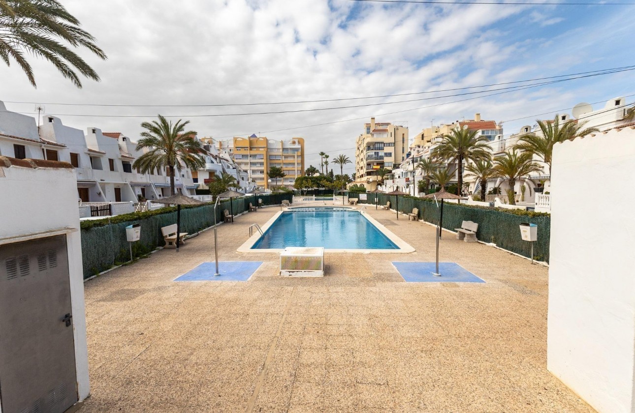 Resale - Apartment - Torrevieja - La veleta