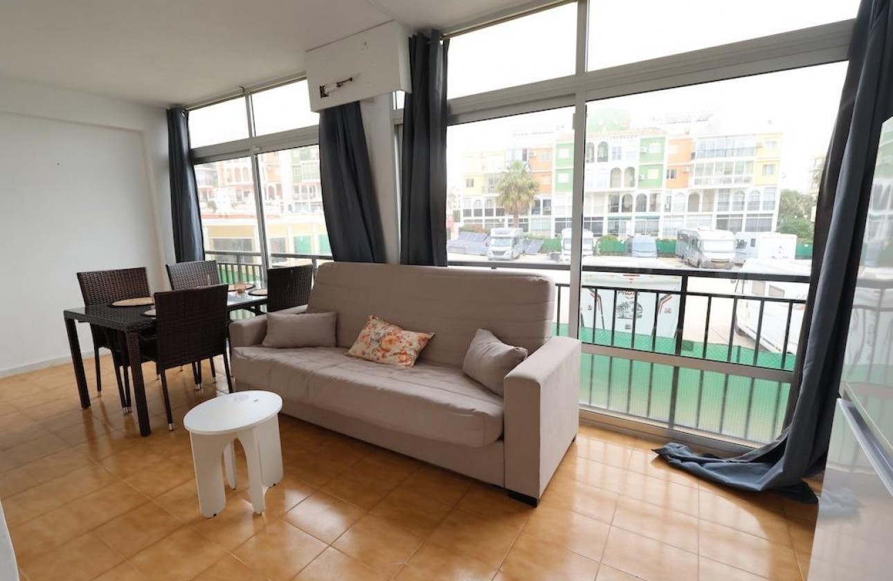 Resale - Apartment - Torrevieja - La veleta