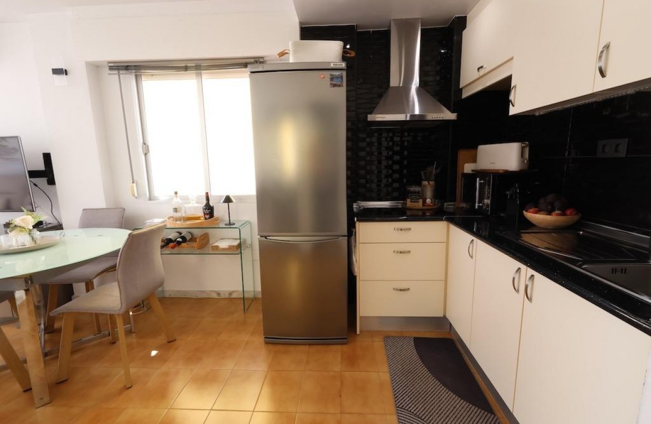 Resale - Apartment - Torrevieja - La veleta