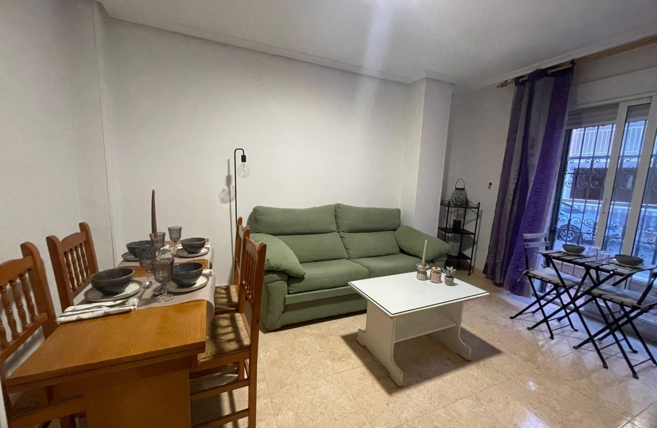 Resale - Apartment - Torrevieja - Los Europeos