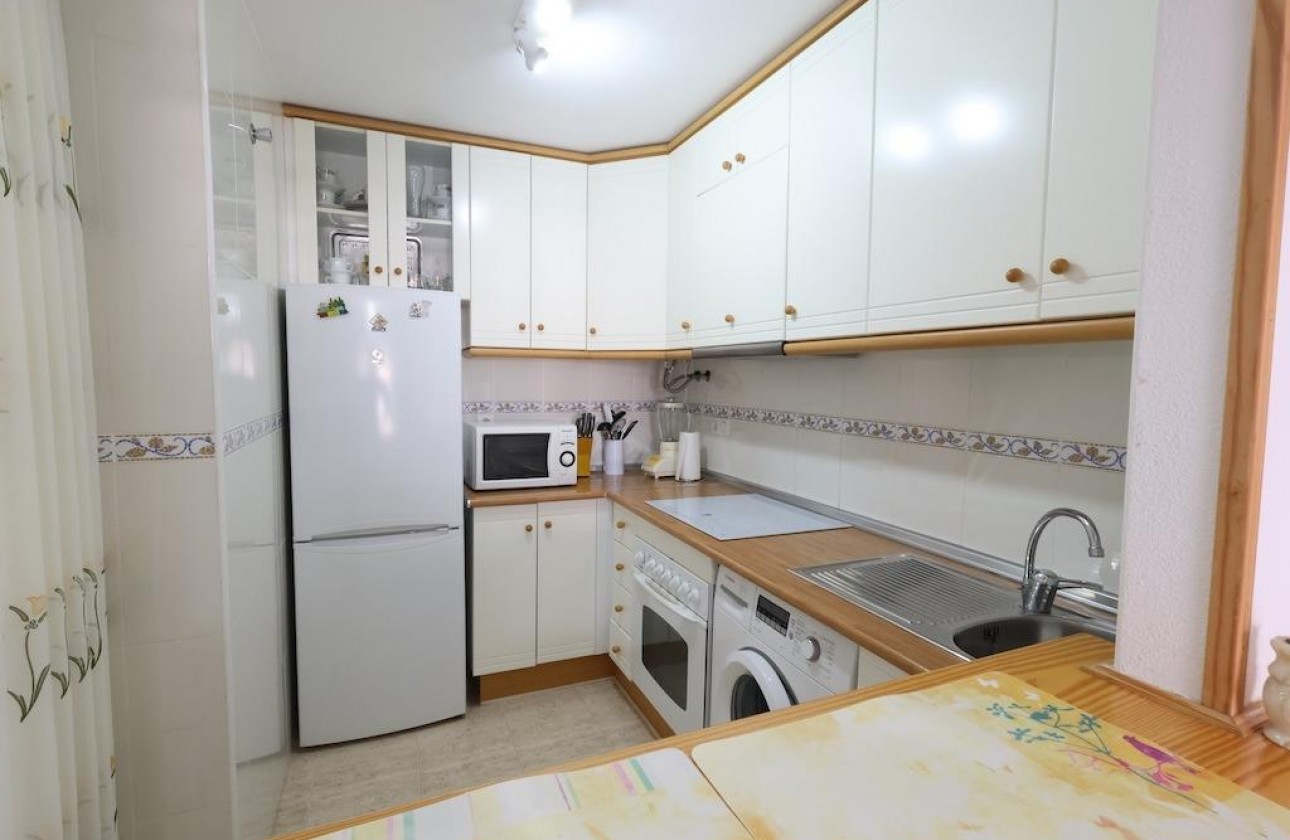 Resale - Apartment - Torrevieja - Los Europeos