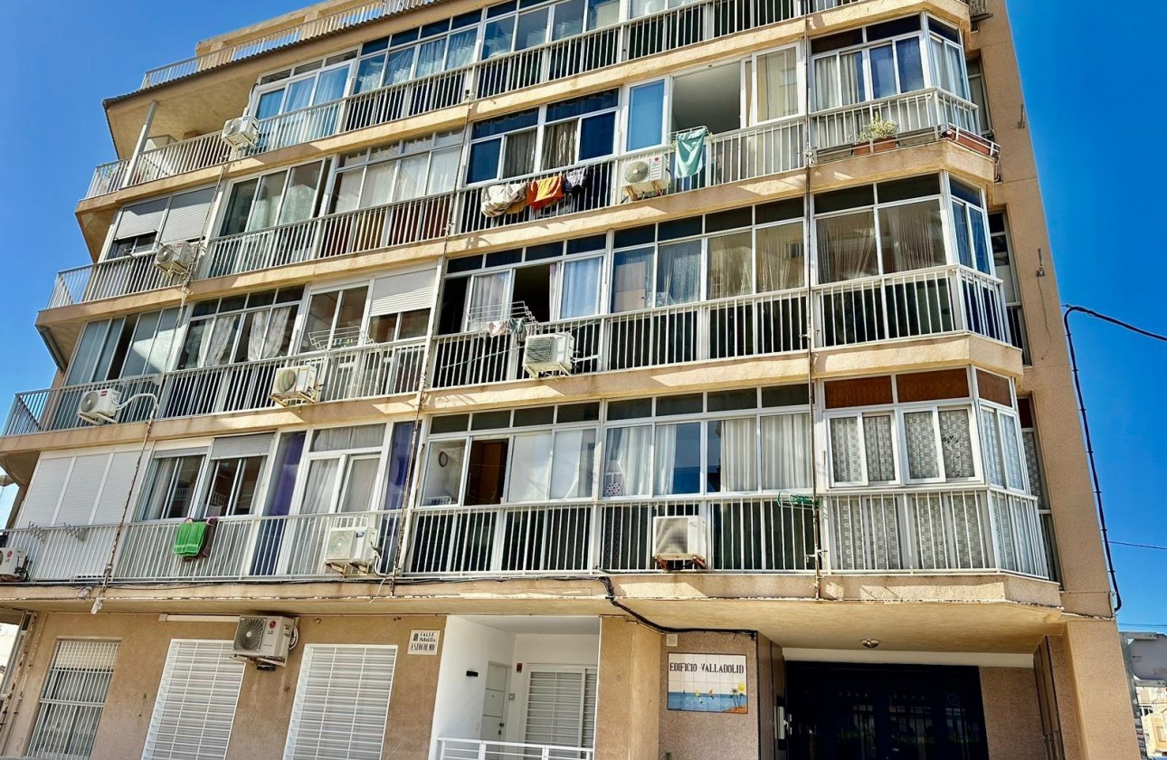 Resale - Apartment - Torrevieja - Los Frutales