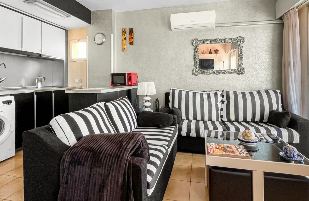 Resale - Apartment - Torrevieja - Mar Azul