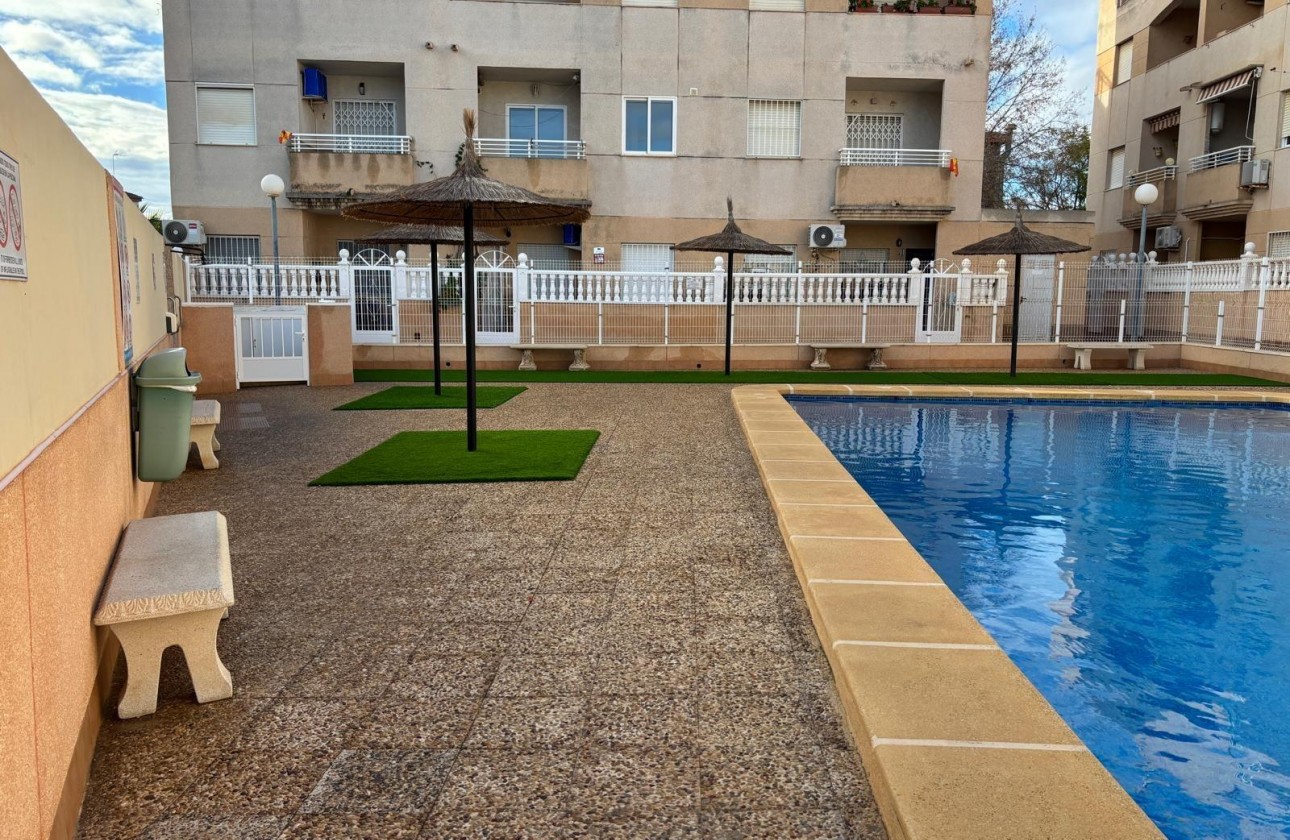 Resale - Apartment - Torrevieja - Nueva Torrevieja