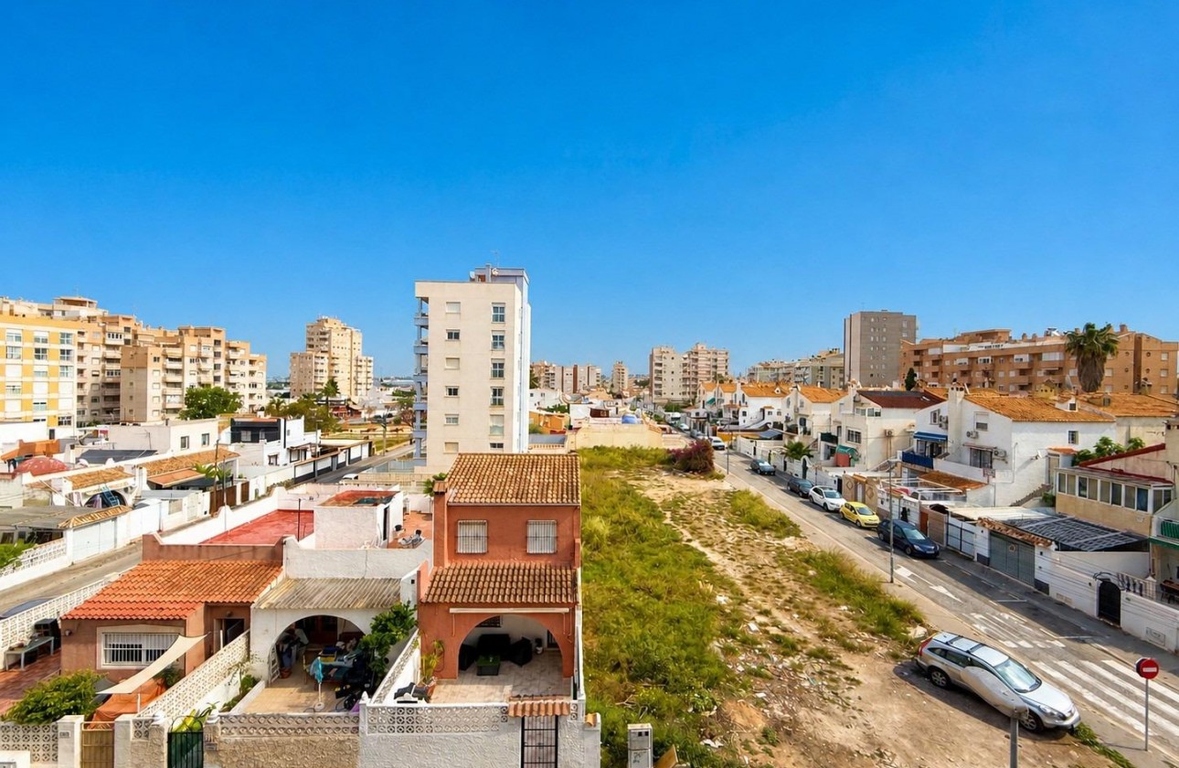 Resale - Apartment - Torrevieja - Nueva Torrevieja