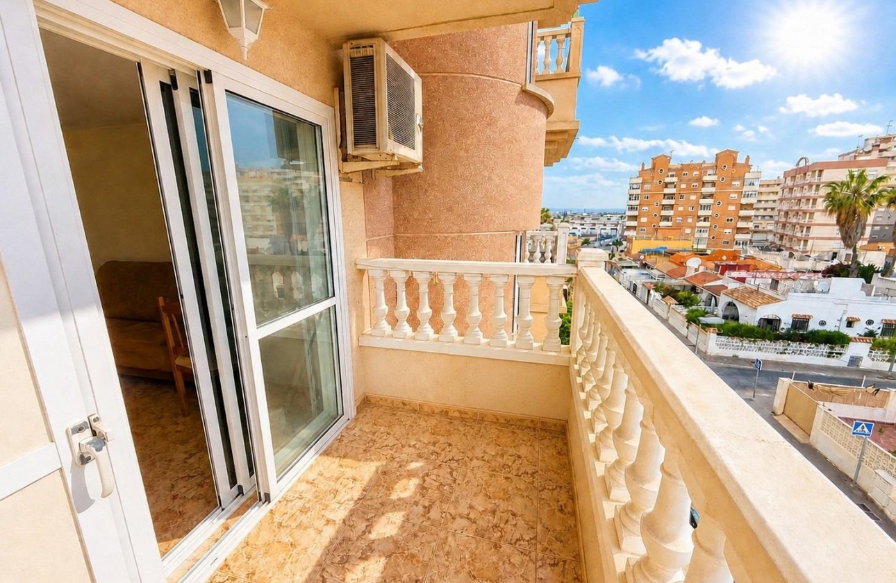 Resale - Apartment - Torrevieja - Nueva Torrevieja