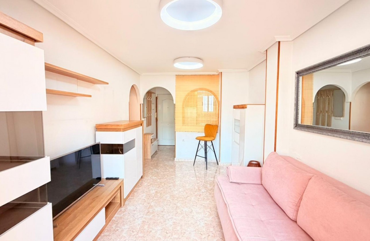 Resale - Apartment - Torrevieja - Nueva Torrevieja