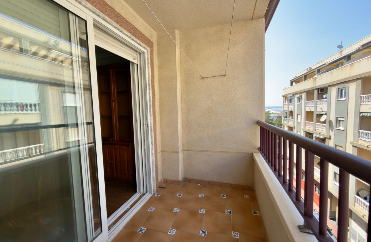 Resale - Apartment - Torrevieja - Parque de las Naciones