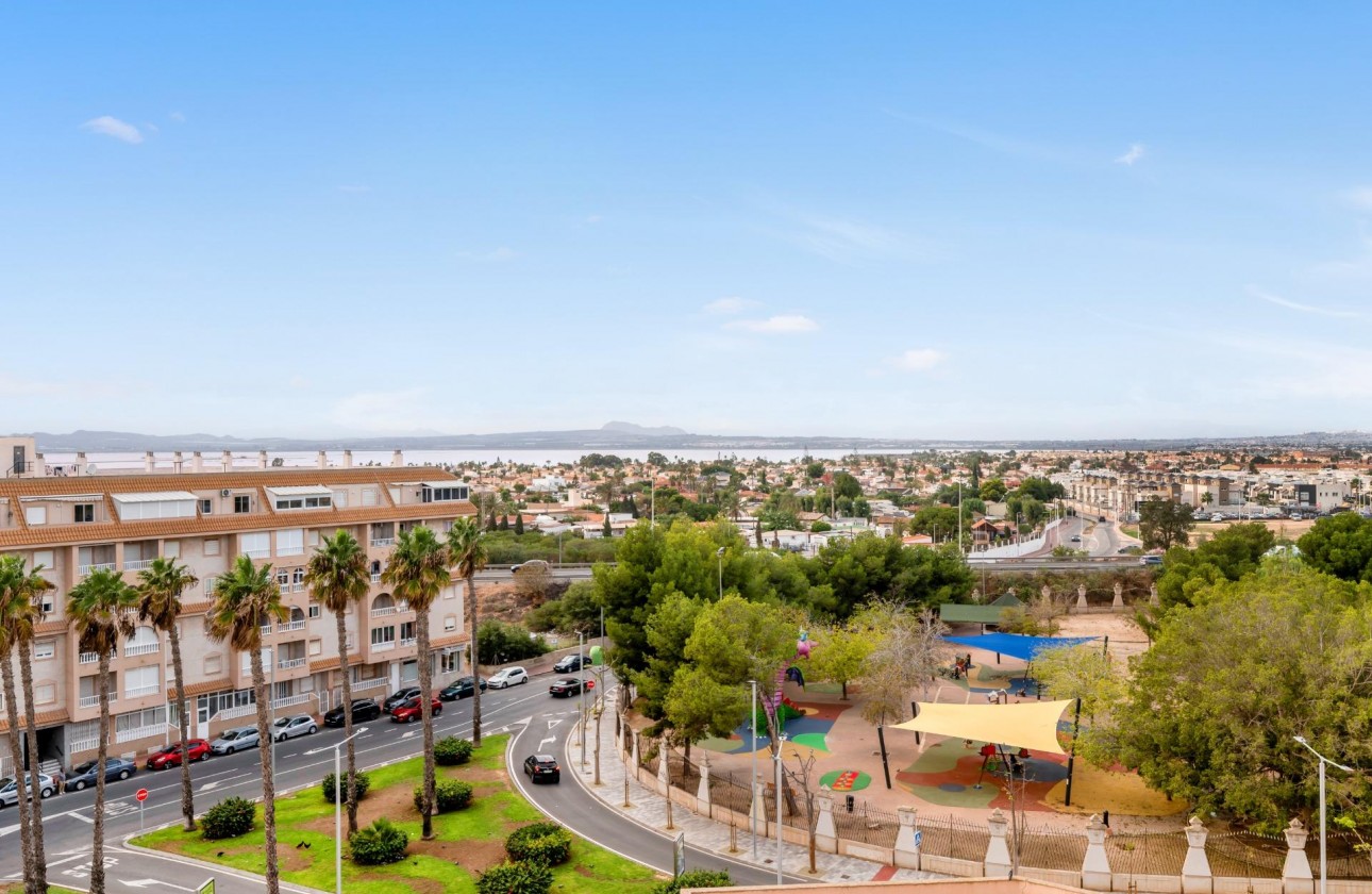 Resale - Apartment - Torrevieja - Parque las naciones