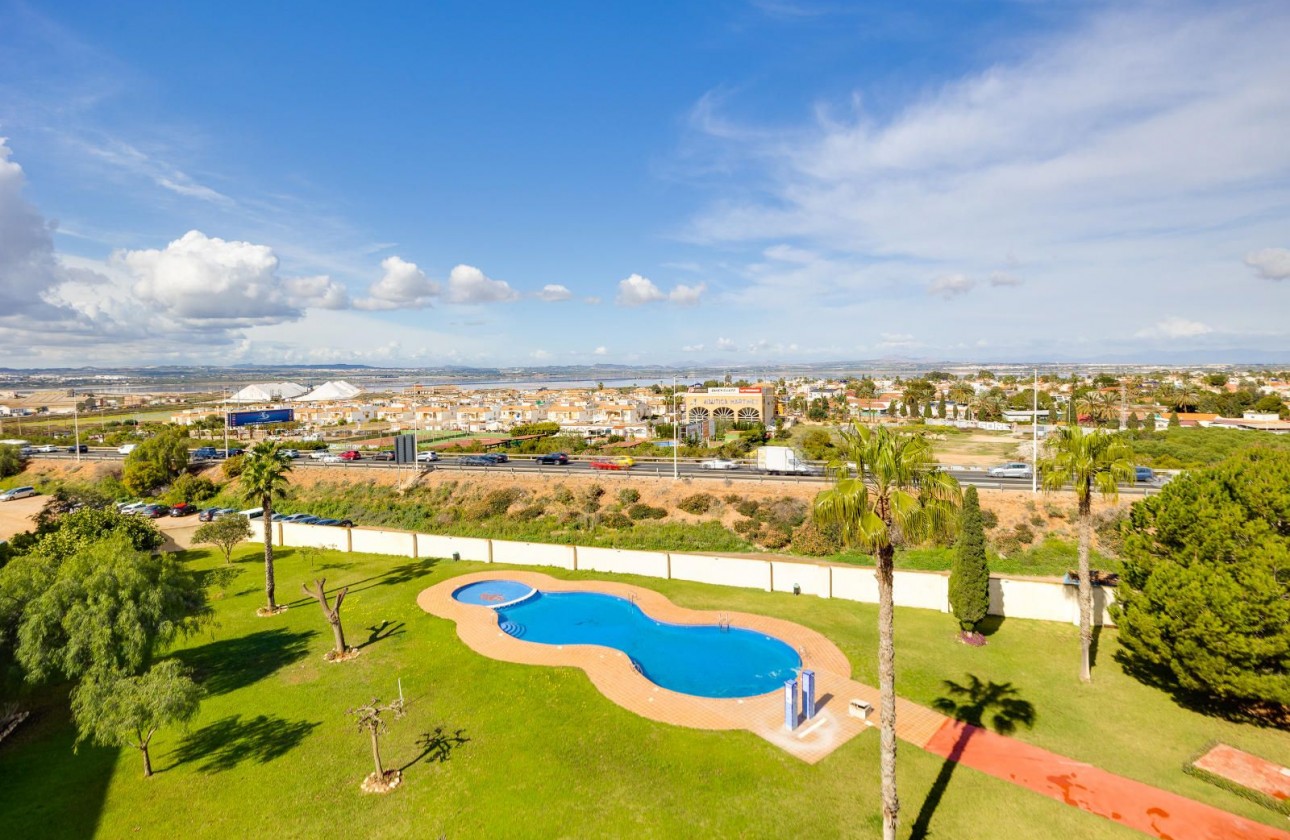 Resale - Apartment - Torrevieja - Parque las naciones
