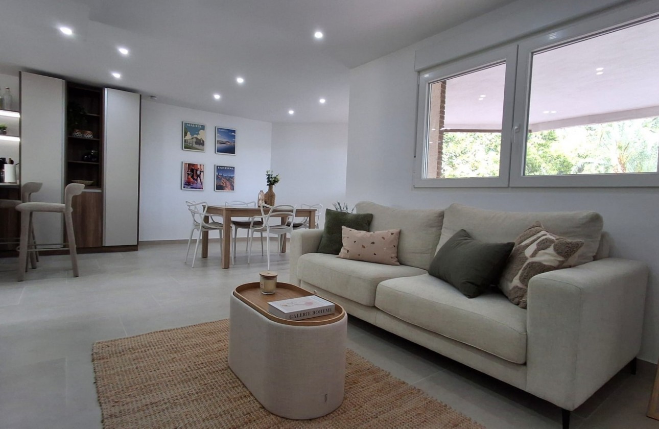 Resale - Apartment - Torrevieja - Playa Acequion