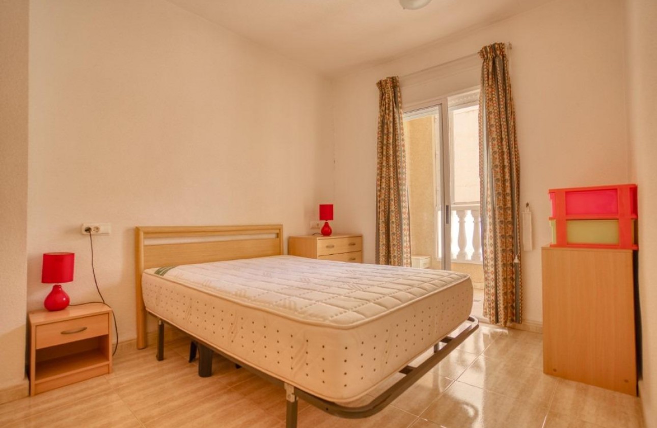 Resale - Apartment - Torrevieja - Playa de los locos