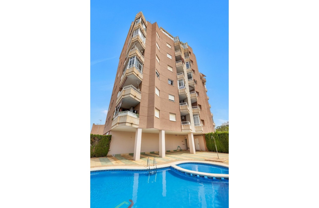 Resale - Apartment - Torrevieja - Playa de los locos