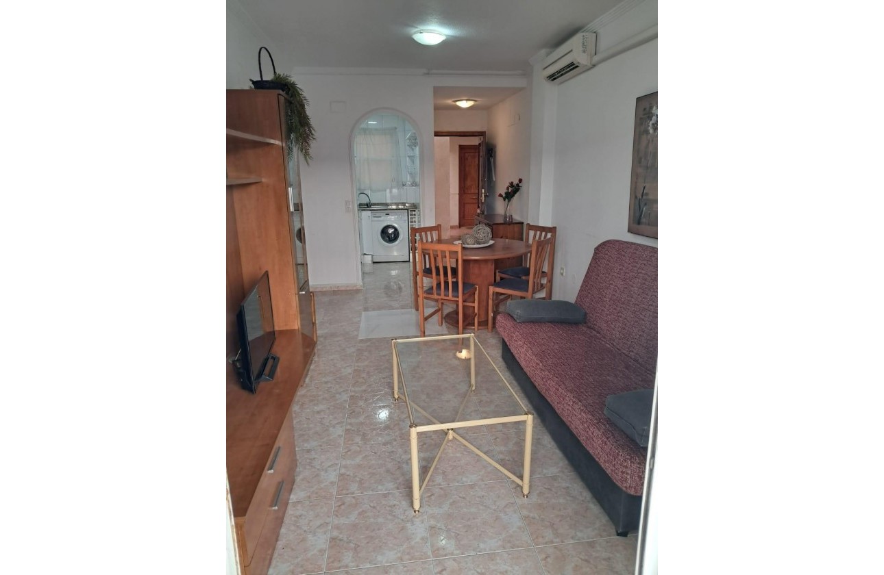 Resale - Apartment - Torrevieja - Playa de los locos