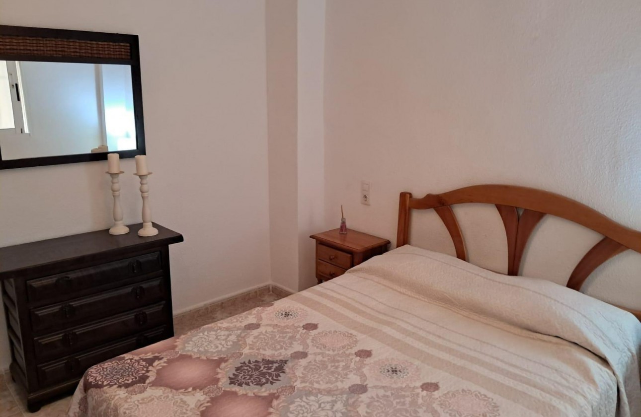 Resale - Apartment - Torrevieja - Playa de los locos