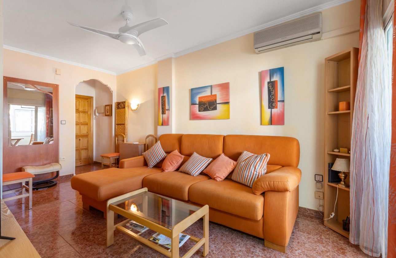 Resale - Apartment - Torrevieja - Playa de los locos