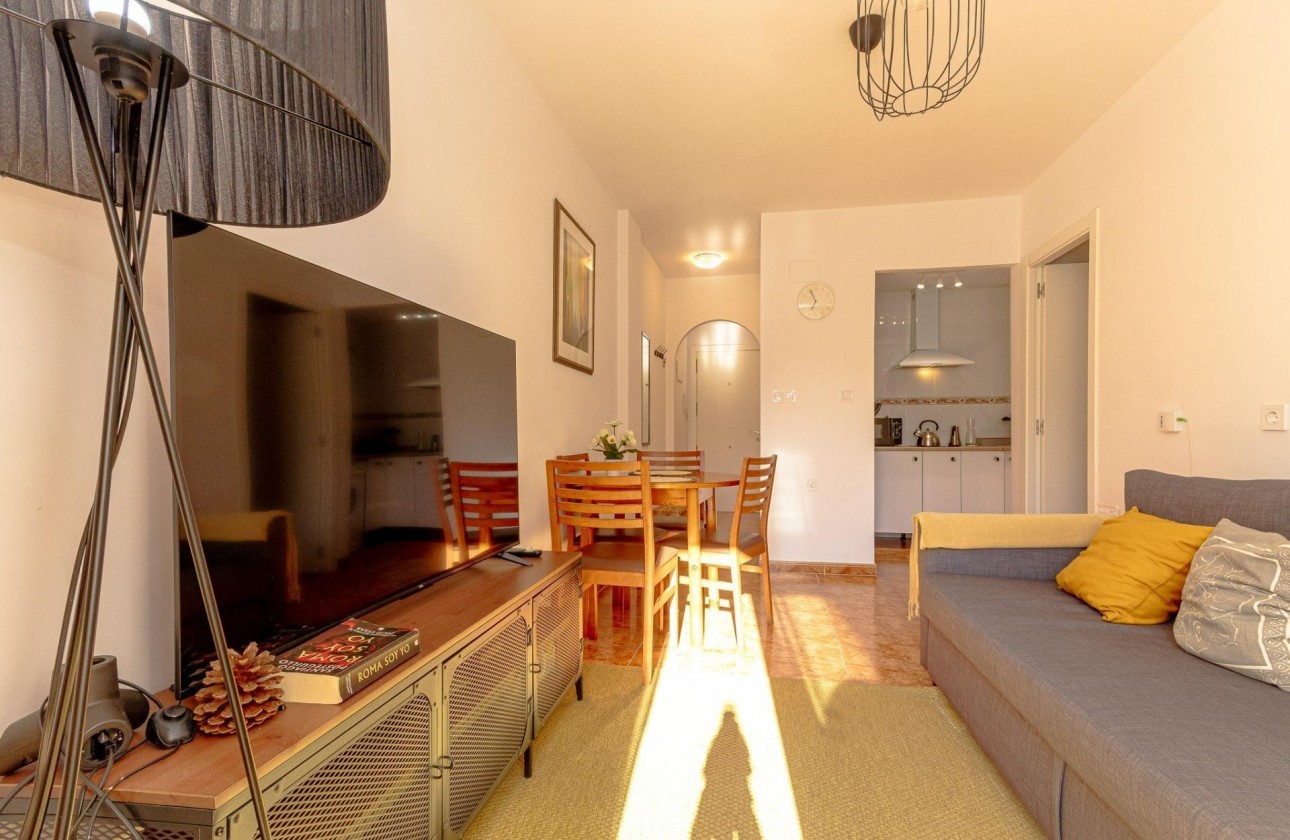 Resale - Apartment - Torrevieja - Playa de los locos