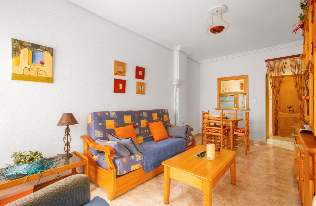 Resale - Apartment - Torrevieja - Playa de los locos
