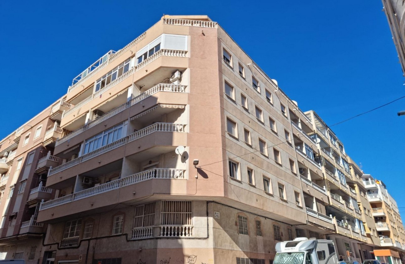 Resale - Apartment - Torrevieja - Playa del Cura