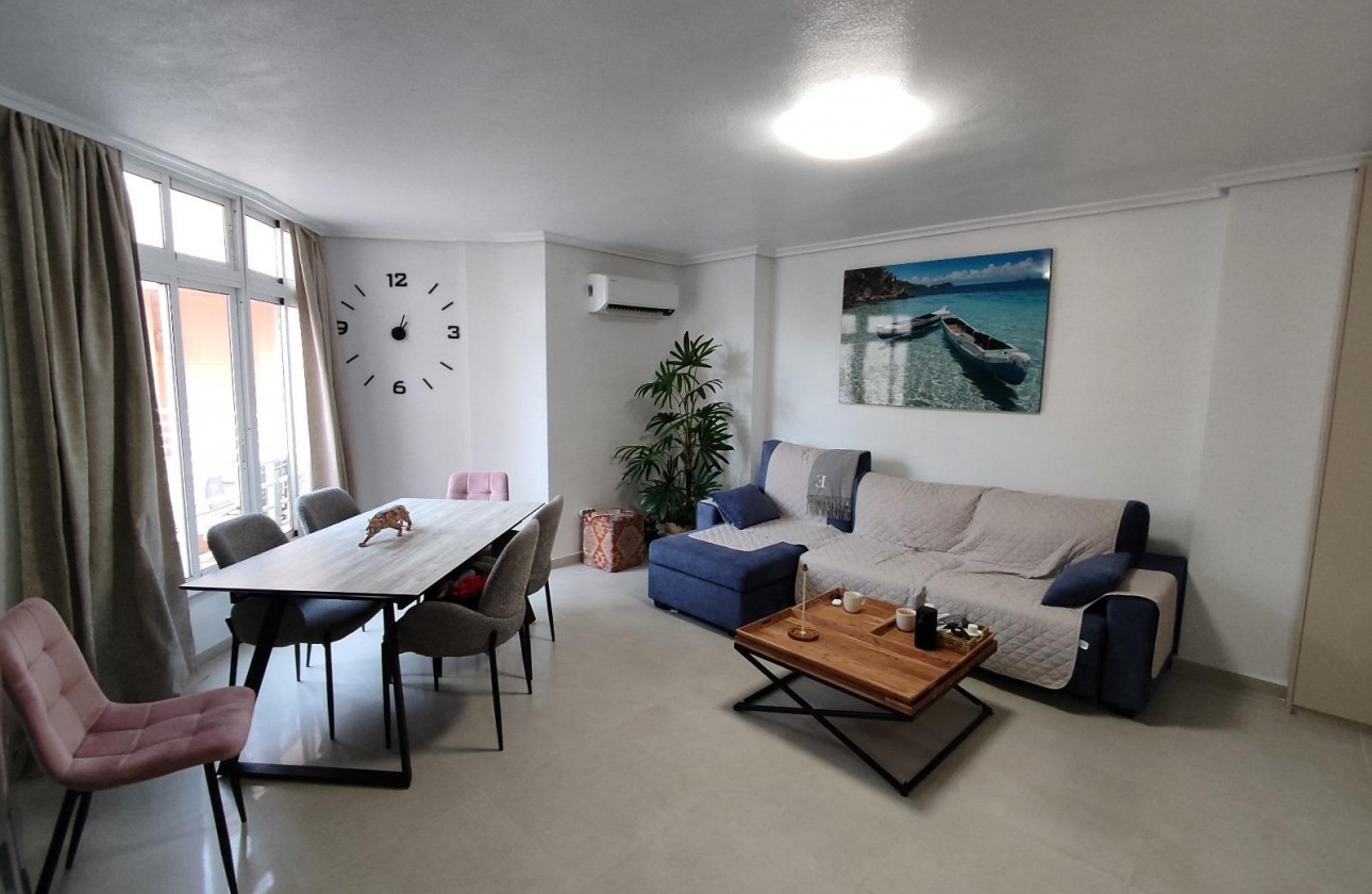 Resale - Apartment - Torrevieja - Playa del cura