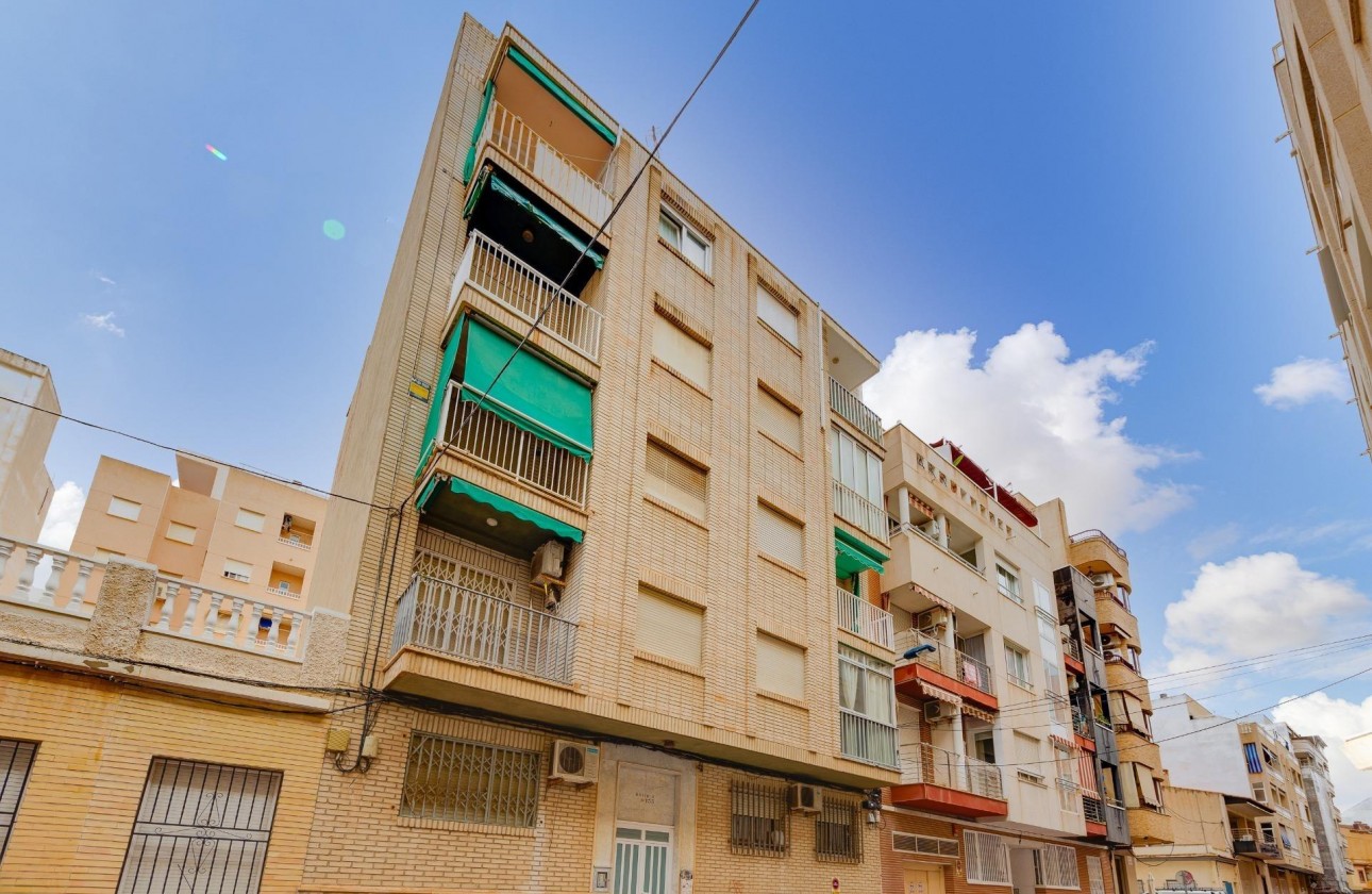 Resale - Apartment - Torrevieja - Playa del cura