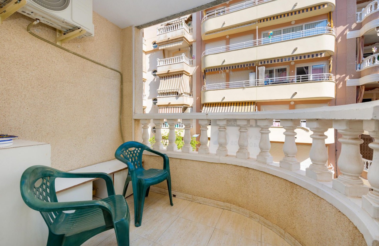 Resale - Apartment - Torrevieja - Playa del Cura