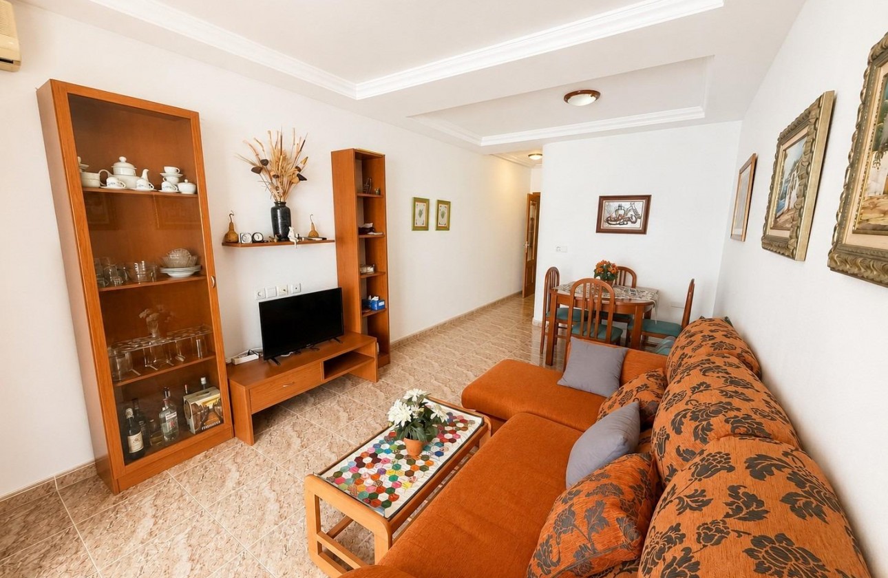 Resale - Apartment - Torrevieja - Playa del cura