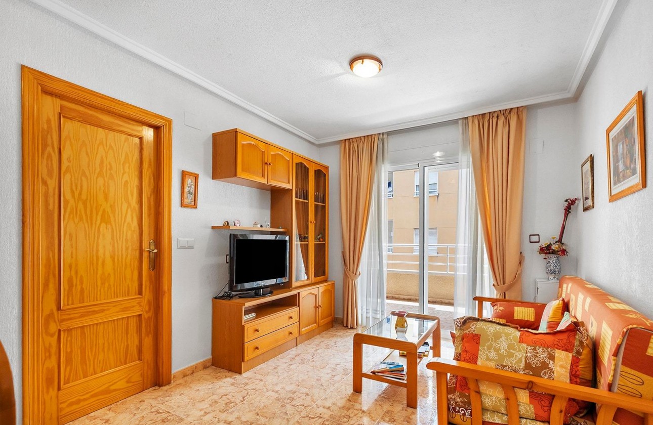 Resale - Apartment - Torrevieja - Playa del cura