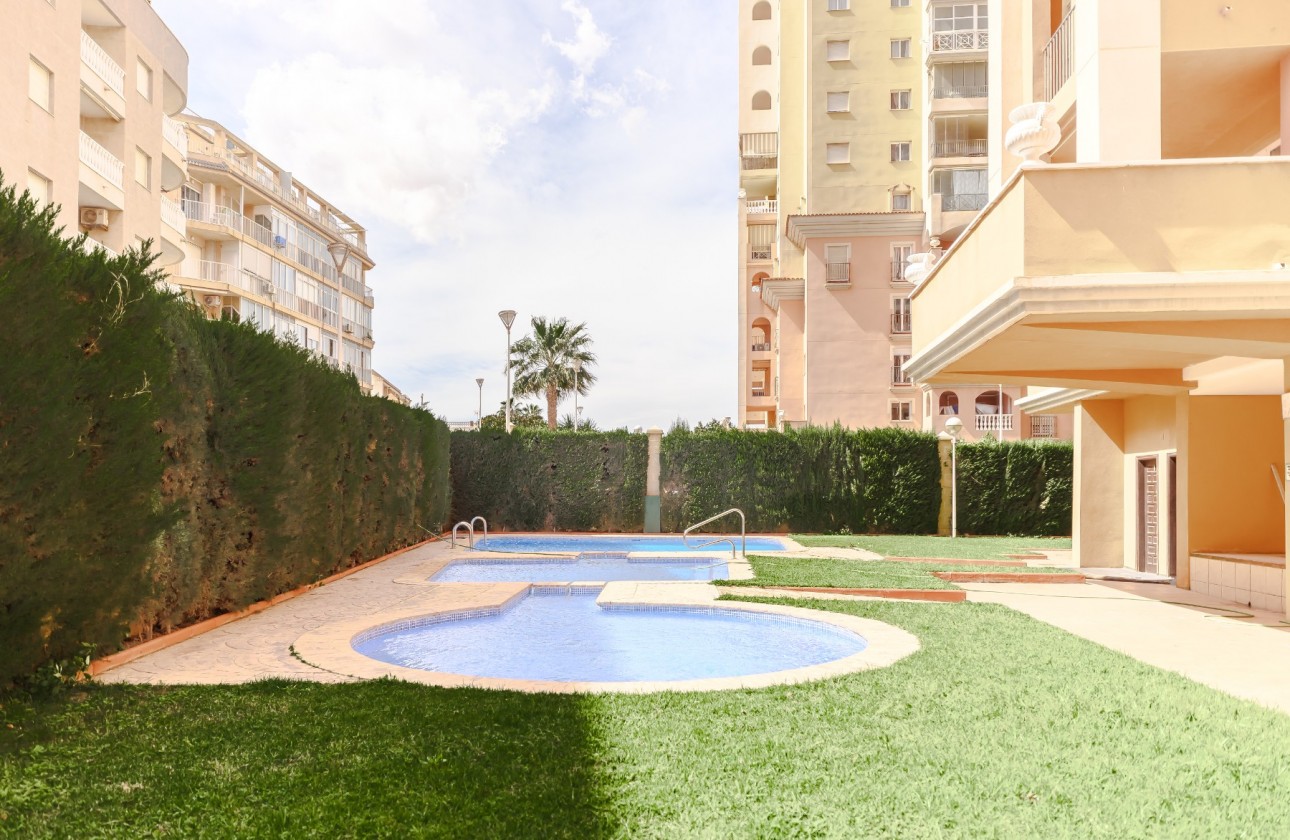Resale - Apartment - Torrevieja - Playa Los Locos