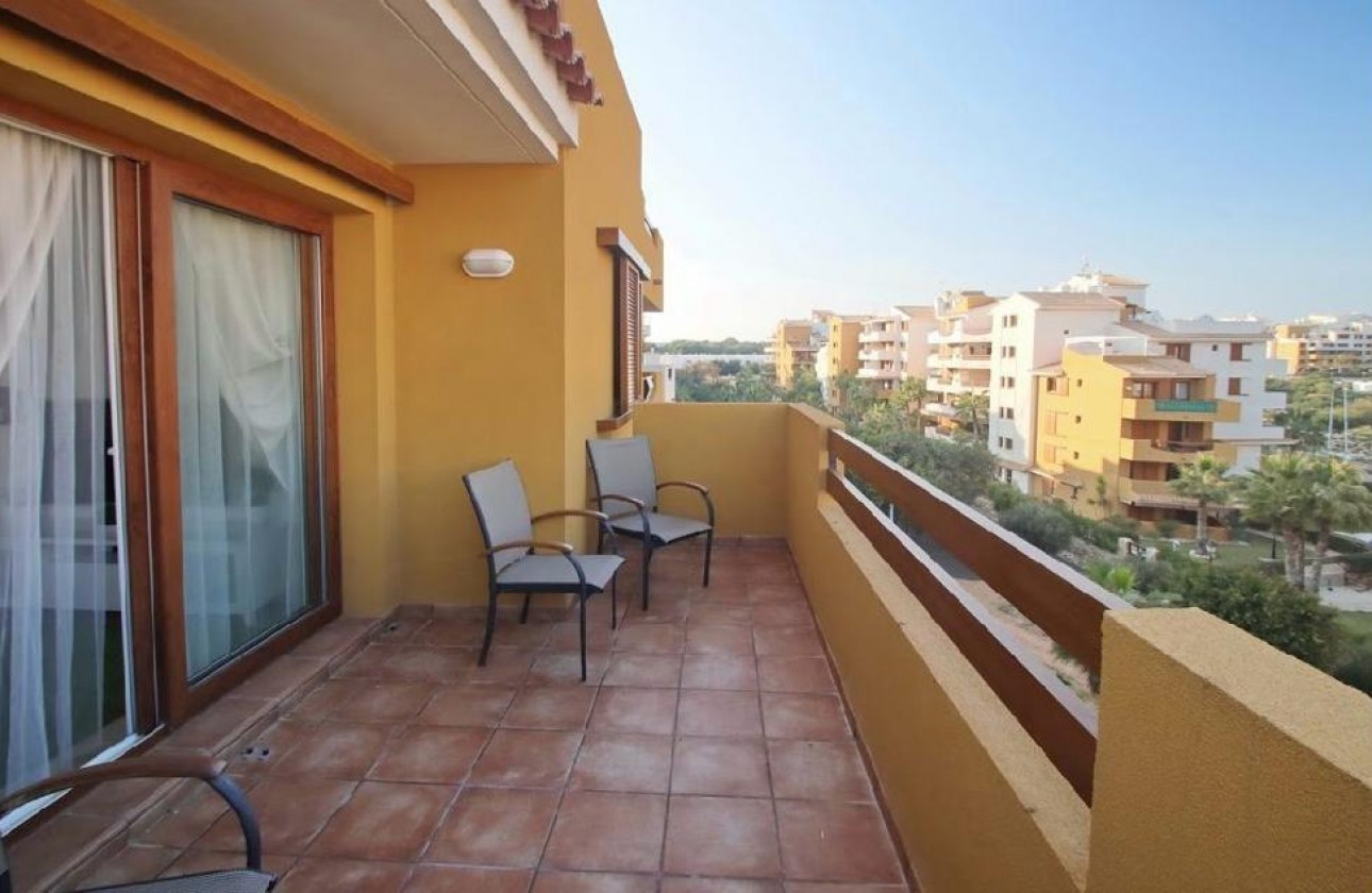 Resale - Apartment - Torrevieja - Punta prima