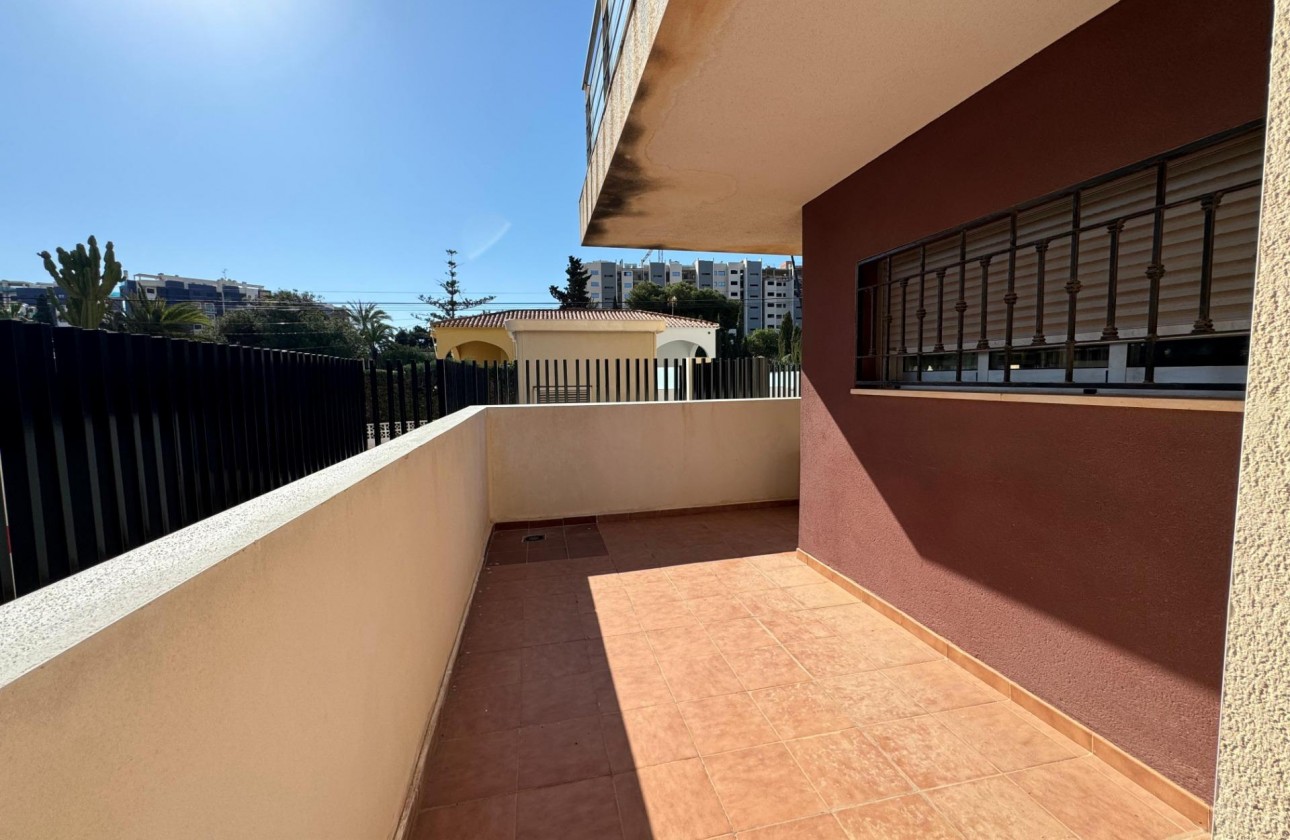 Resale - Apartment - Torrevieja - Punta prima