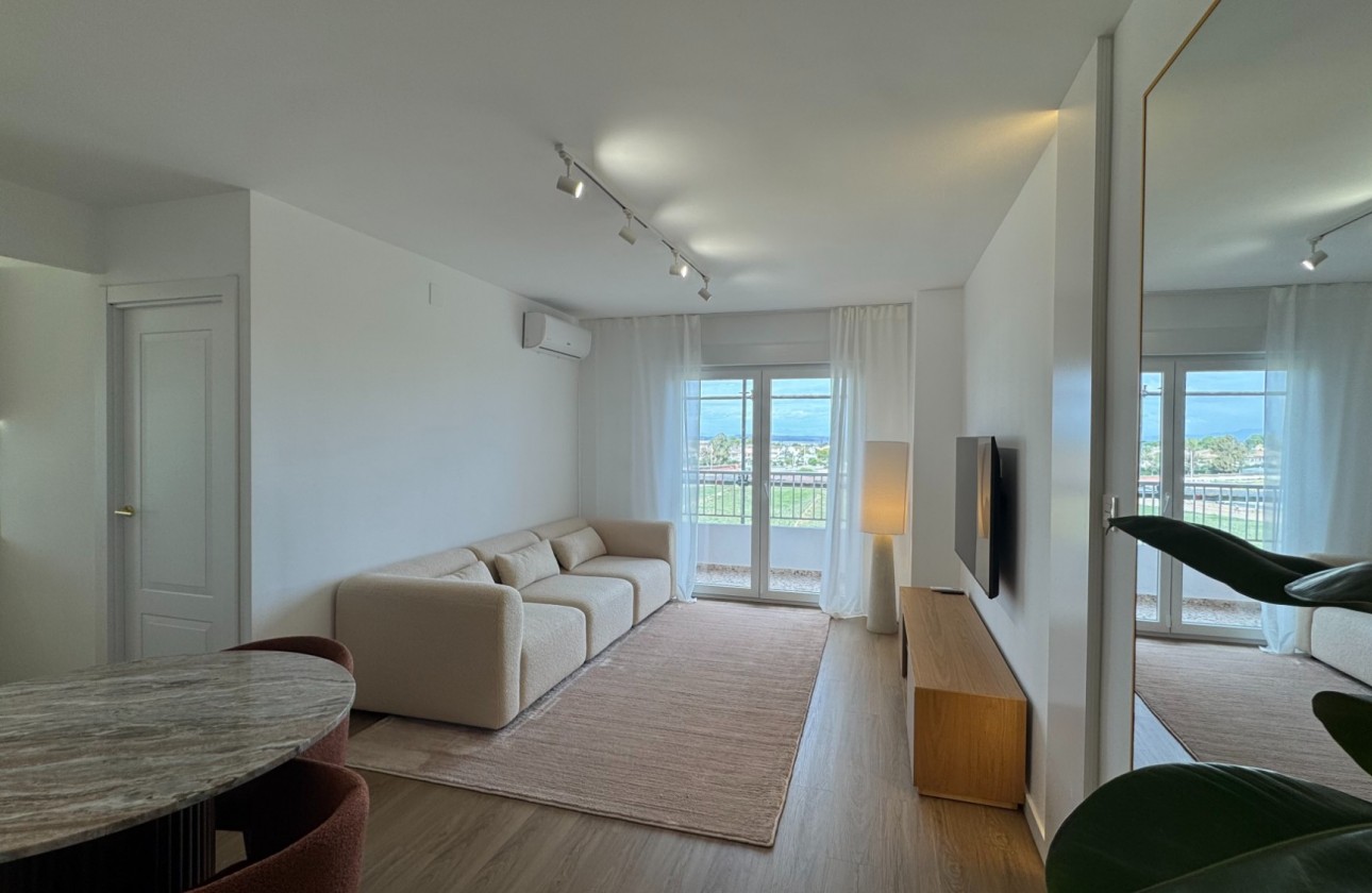 Resale - Apartment - Torrevieja - Punta prima