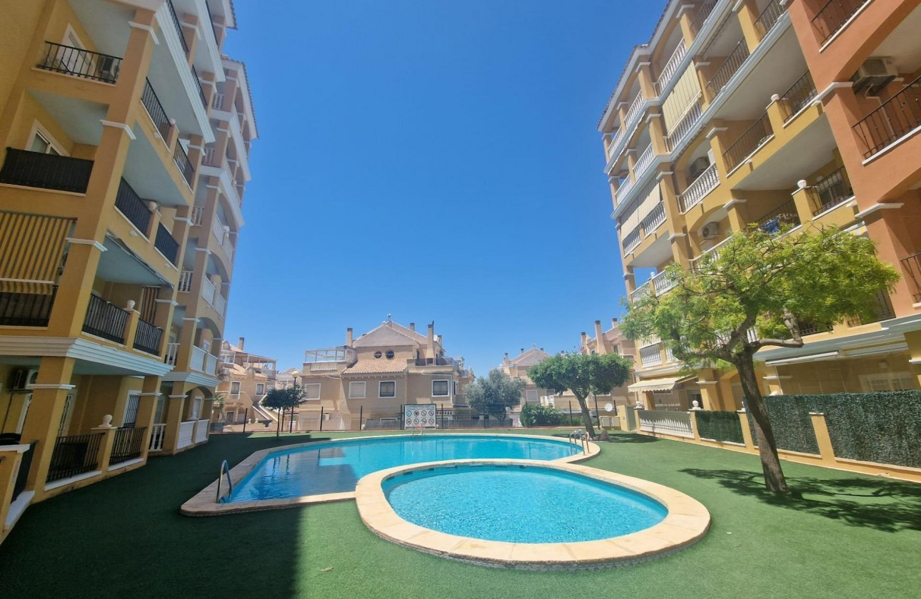 Resale - Apartment - Torrevieja - Torreblanca