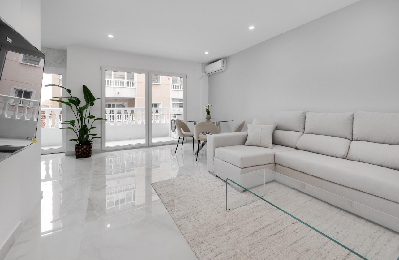 Resale - Apartment - Torrevieja - torrevieja